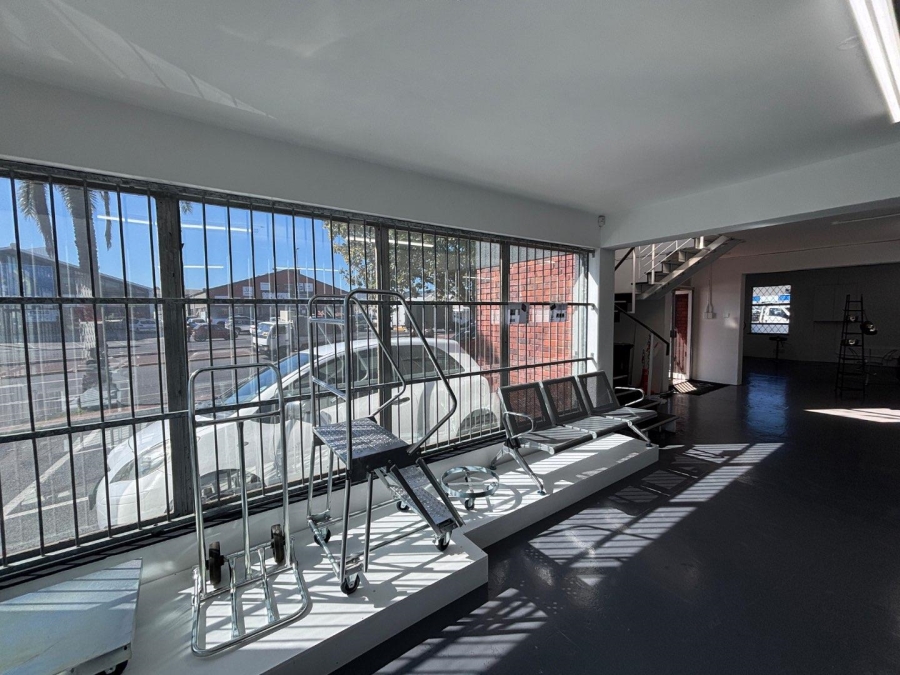 To Let commercial Property for Rent in Montague Gardens Western Cape